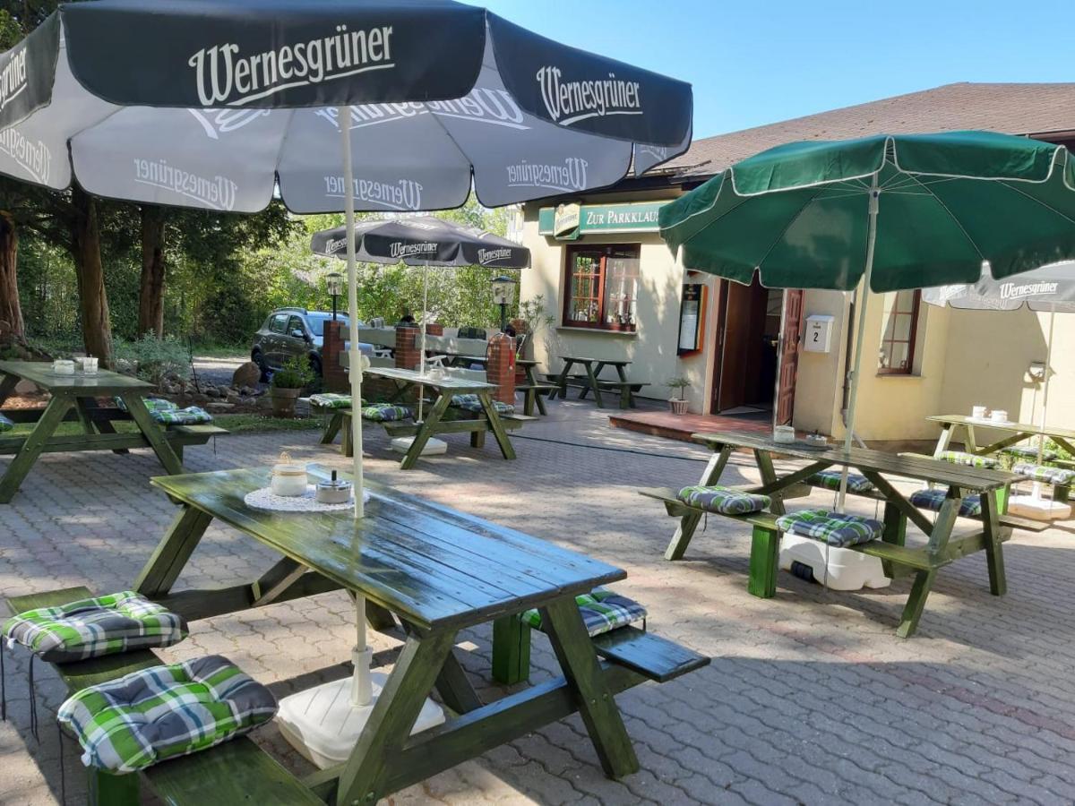 Ferienwohnung "Am Schlosspark" Neetzow Exterior foto